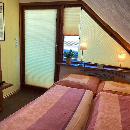 Gemuetliches Zimmer Zentral In Der Lueneburger Heide シュネーヴァーディンゲン エクステリア 写真