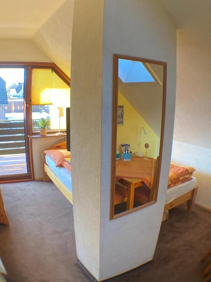 Gemuetliches Zimmer Zentral In Der Lueneburger Heide シュネーヴァーディンゲン エクステリア 写真